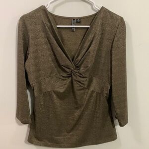 Sno Skins Bronze / Metallic Size medium w/ front gather at chest very good cond